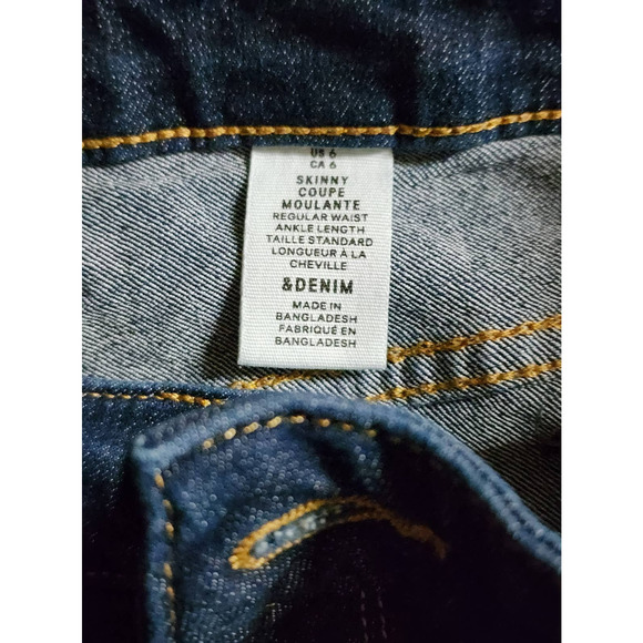 H&M &Denim Women's Skinny Blue Jeans. Size 6 - Picture 3 of 3